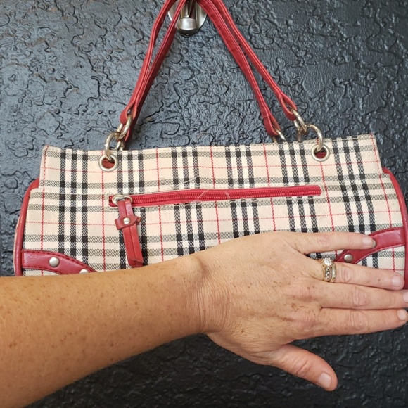 Plaid red and brown barrel shaped purse - Picture 5 of 6